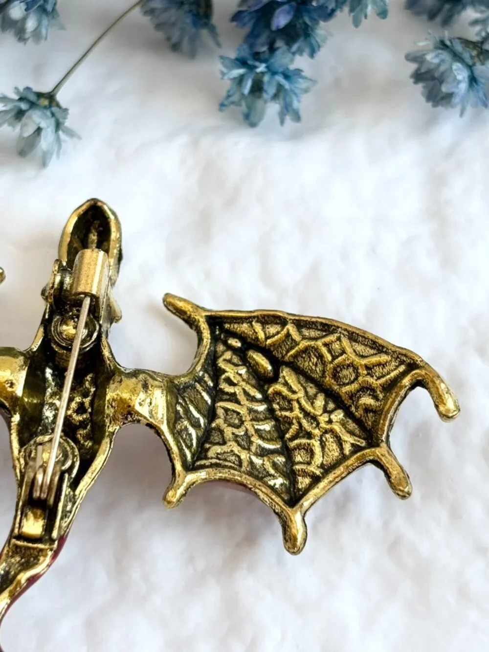 Flying Dragon Figural Red Winged Enameled Rhinestone Ornate Textured Brooch Pin